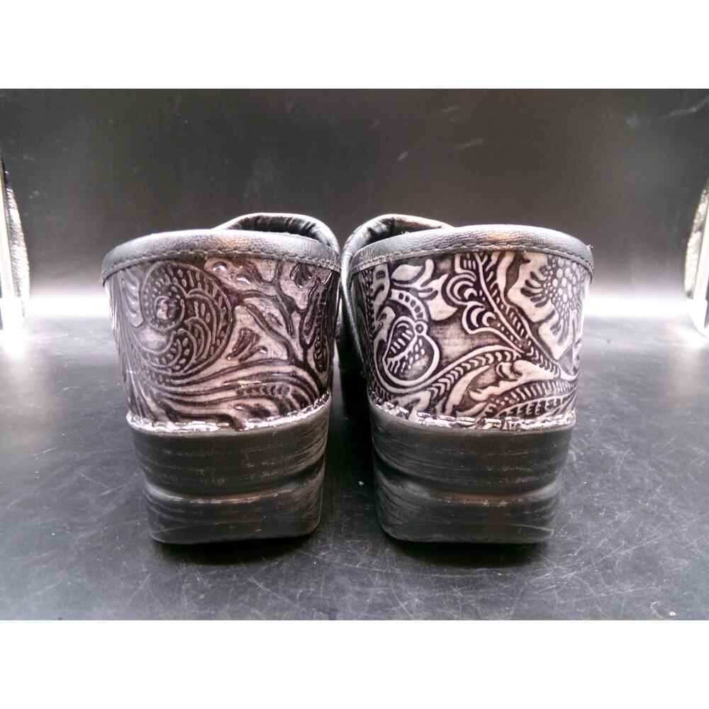 Dansko Clogs Women’s Black Floral Tooled Embossed Leather Size EU 36 - Picture 5 of 7